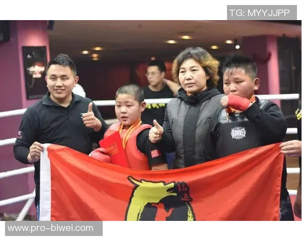 热血高校足球盛宴开启青春梦想与激情碰撞的赛场之旅