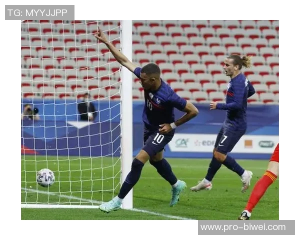 瑞典与法国足球文化的碰撞与发展历程探讨